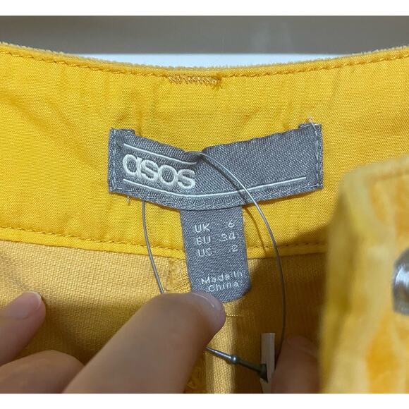 NWT ASOS Mustard Textured Barrel Capri Pant Yellow Size 2 Culotte - Picture 3 of 12